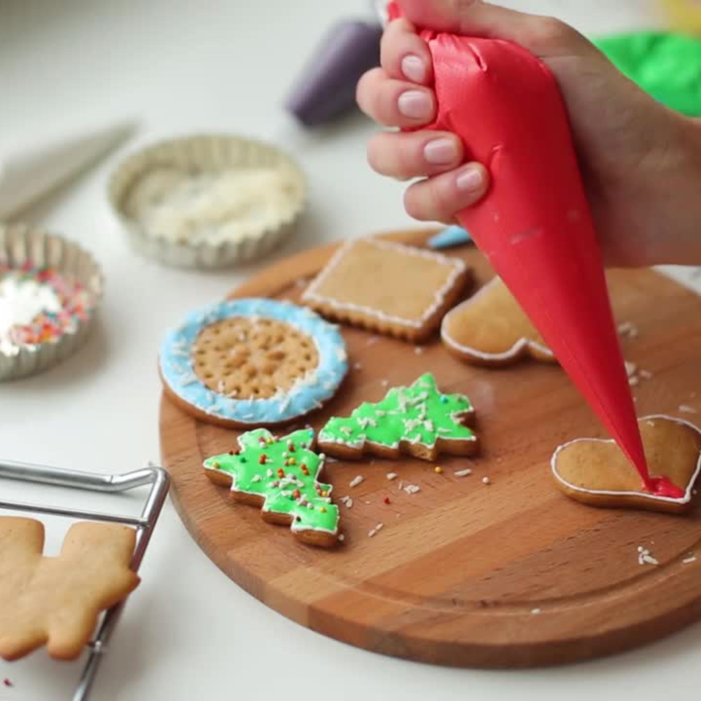 Natale in cucina: dolci e magia con i bambini